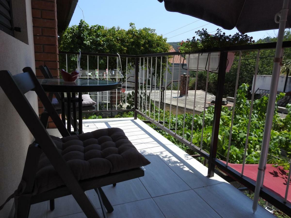 Apartment Antonela 斯拉汀 外观 照片
